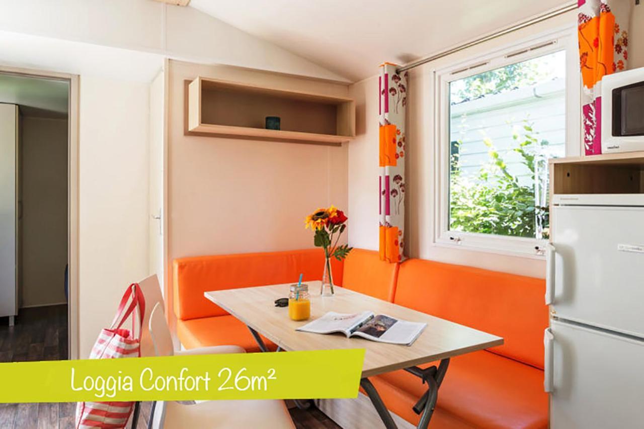 Camping Le Rochetaillee Hotel Grandes Sables Bagian luar foto